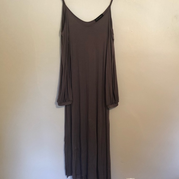 Miracle Berry Dresses & Skirts - Long Open Shoulder Dress